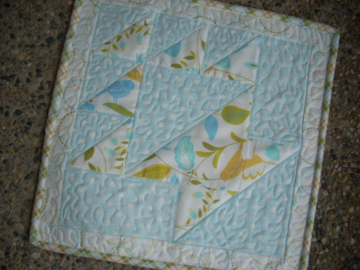 wing and leaf mini quilt
