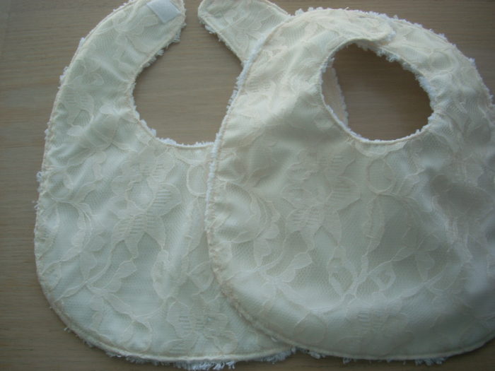lace bib