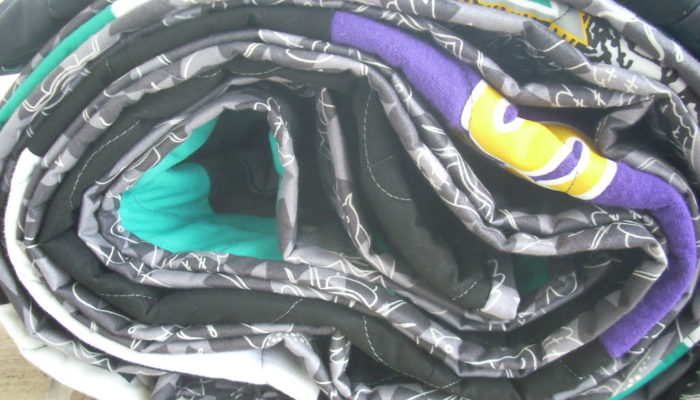 t-shirt quilt finish