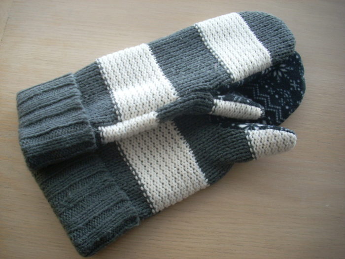 upcycle sweaters into mittens
