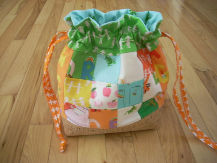 kinder drawstring bag