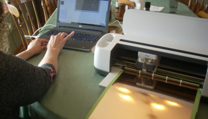 cricut maker + easy press + giveaway cricut maker + easy press