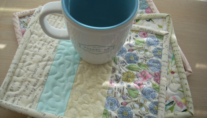 spring mug rugs